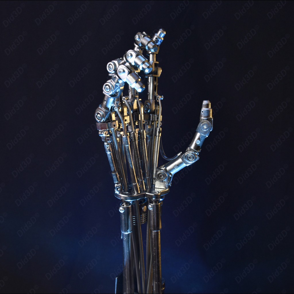 TERMINATOR 2 Arm Animatronic Life Size - 10